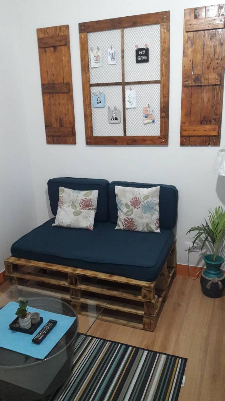 The Treehouse B @ Trees Residences Manila Exteriör bild
